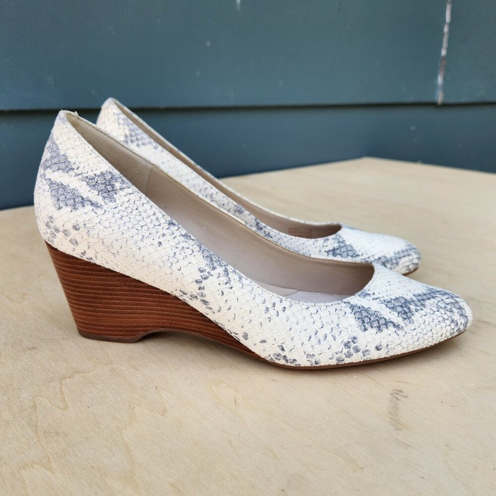 Cole Haan Women's The Go-to Wedge Pump - Chalk Python Print Leather - Sz 7 B